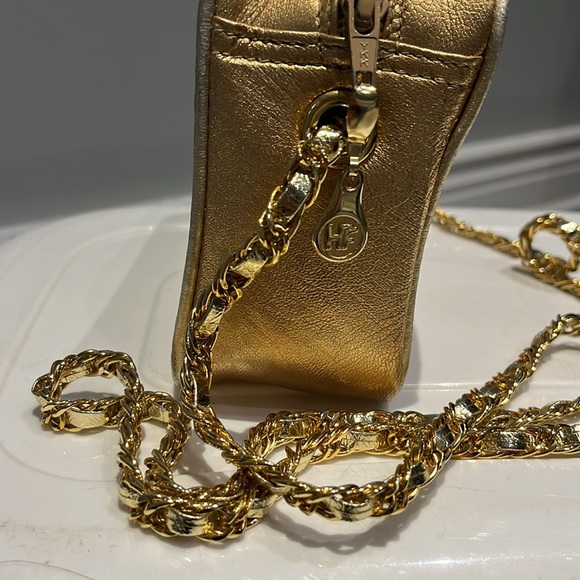 Gold crossbody bag purse with chain strap - Picture 4 of 5